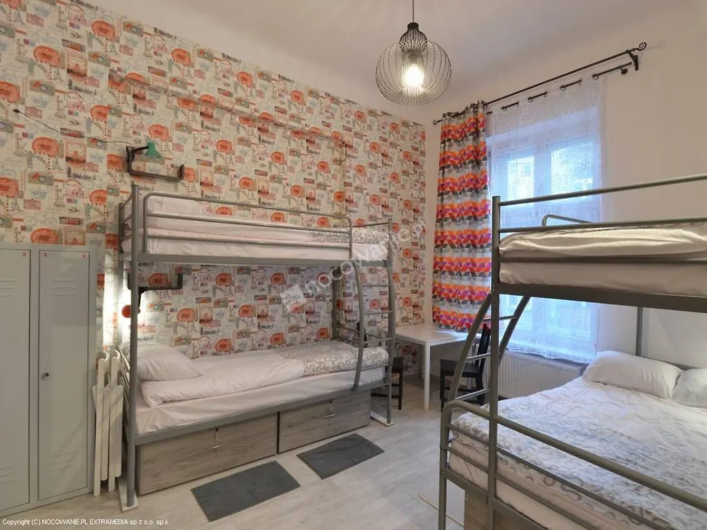 Hostel Lwowska 11 Warschau